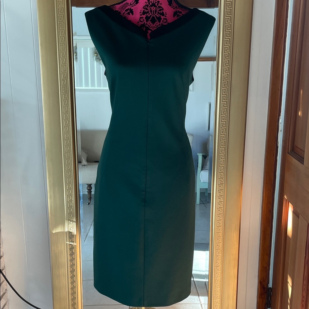T Tahari Emerald Sleeveless Midi Dress